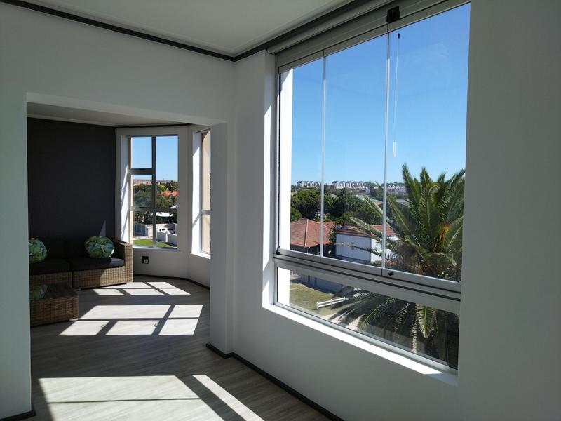 2 Bedroom Property for Sale in Summerstrand Eastern Cape